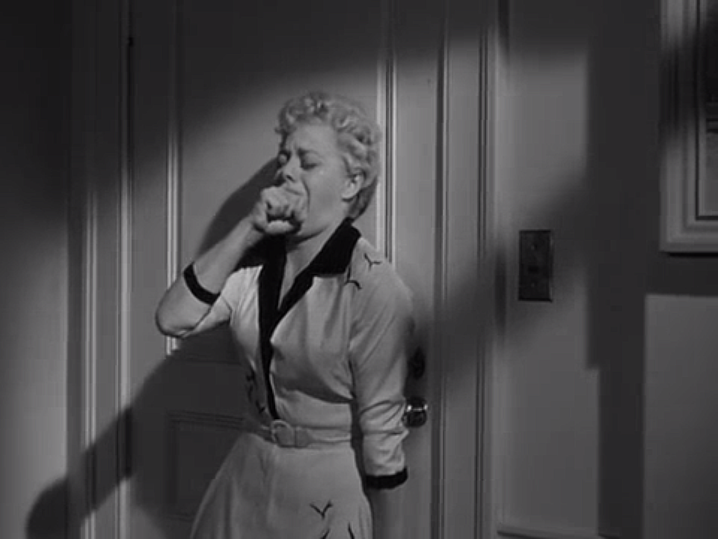 Shelley Winters, Executive Suite